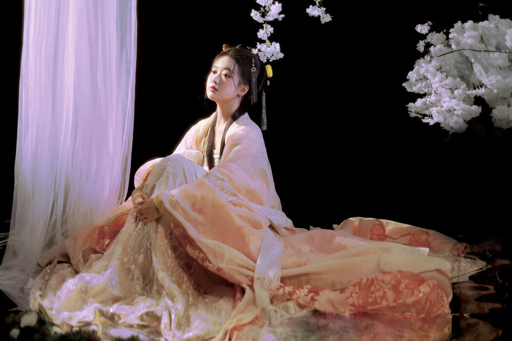 YiTuYu艺图语 Vol.9116 Zhi (14P)