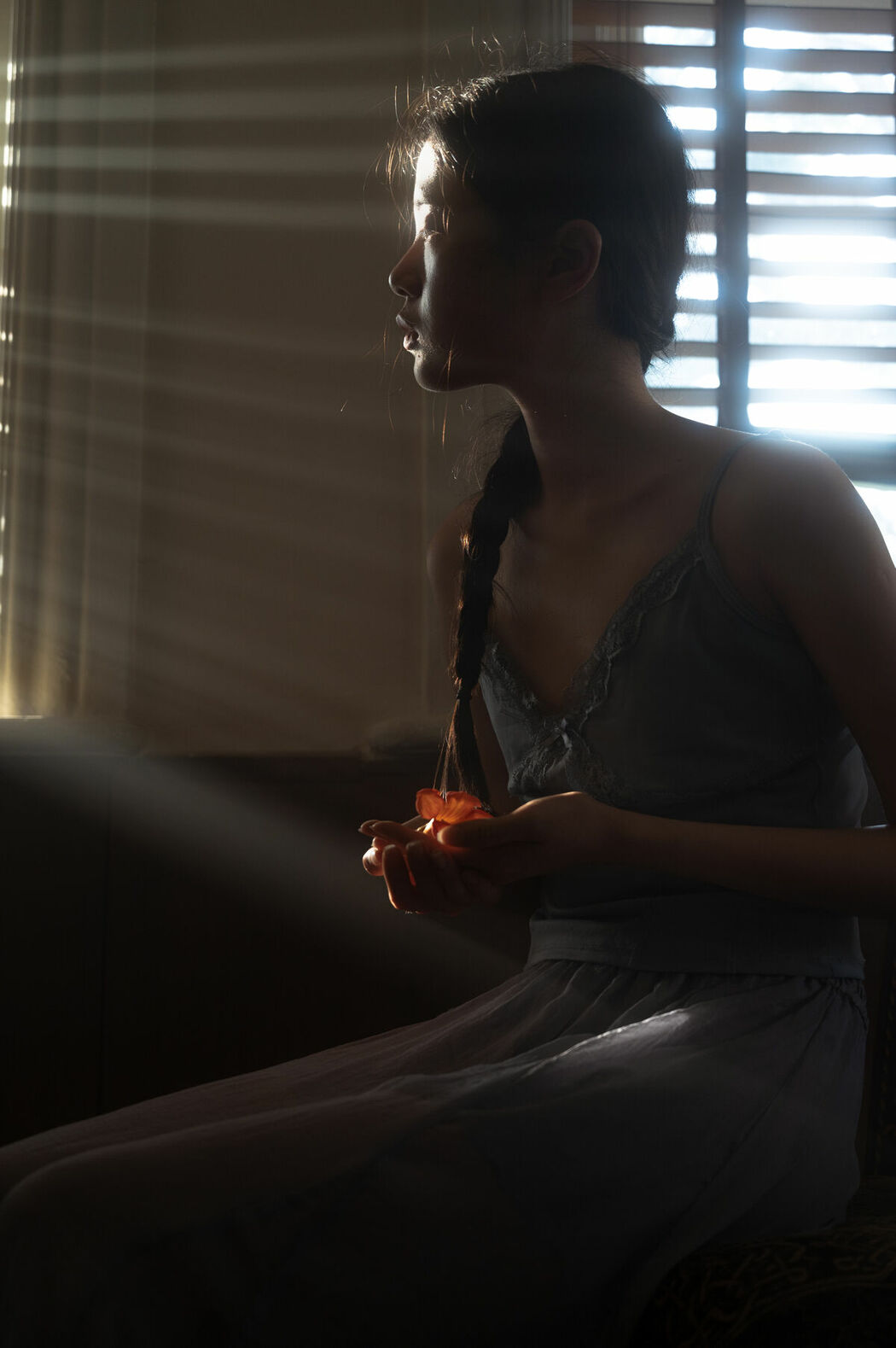 YiTuYu艺图语 Vol.9102 Cai Jing Fan (14P)