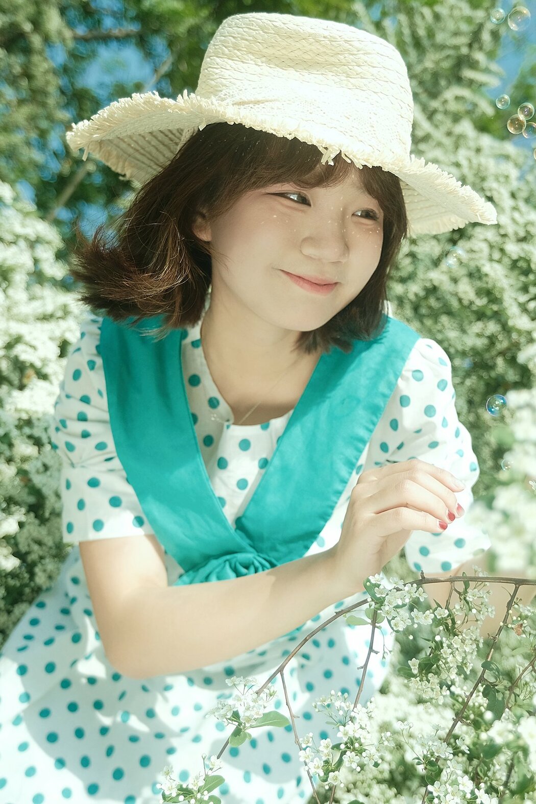 YiTuYu艺图语 Vol.9105 Yang Zi (24P) Cover Photo