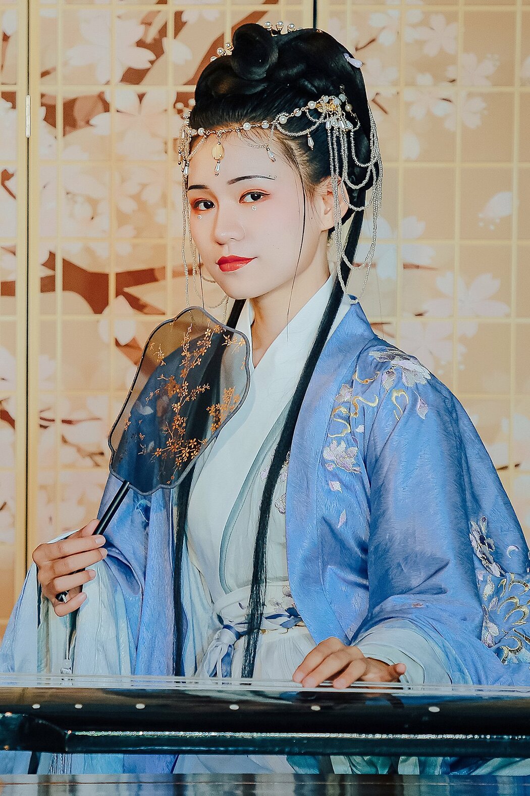 YiTuYu艺图语 Vol.9103 Shen Yan (62P) Cover Photo