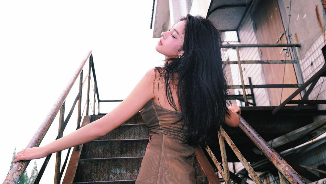 YiTuYu艺图语 Vol.9091 Chen Yuan (15P)