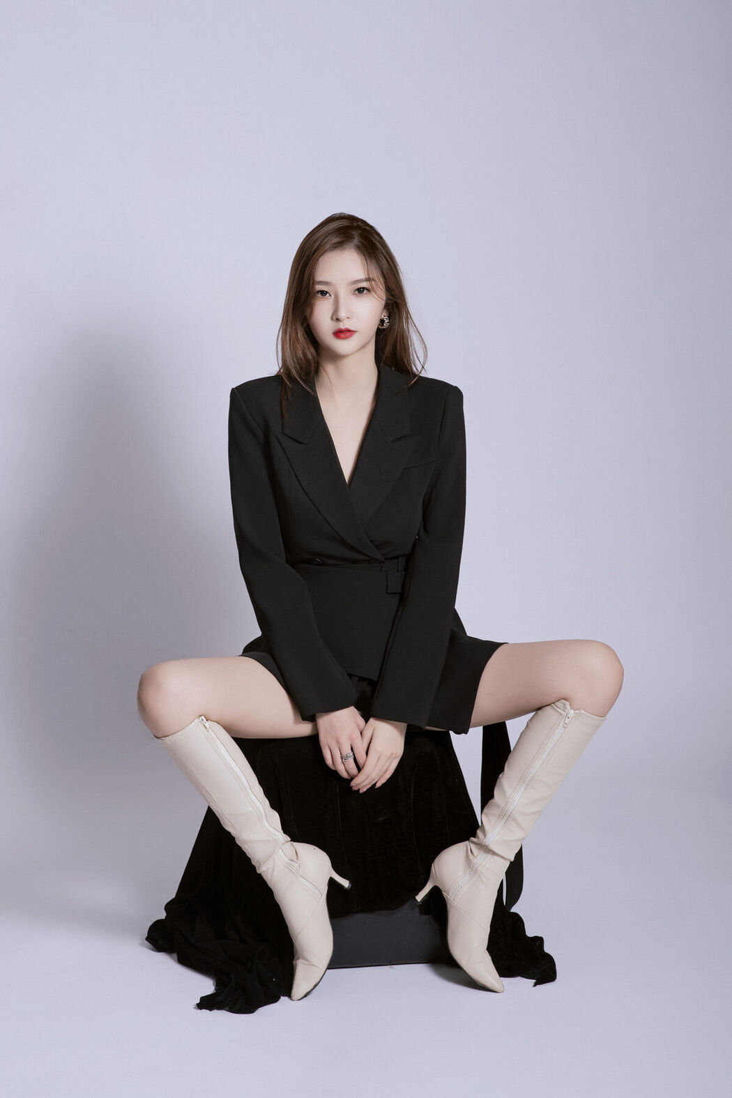 YiTuYu艺图语 Vol.9100 Xue Xue (25P)