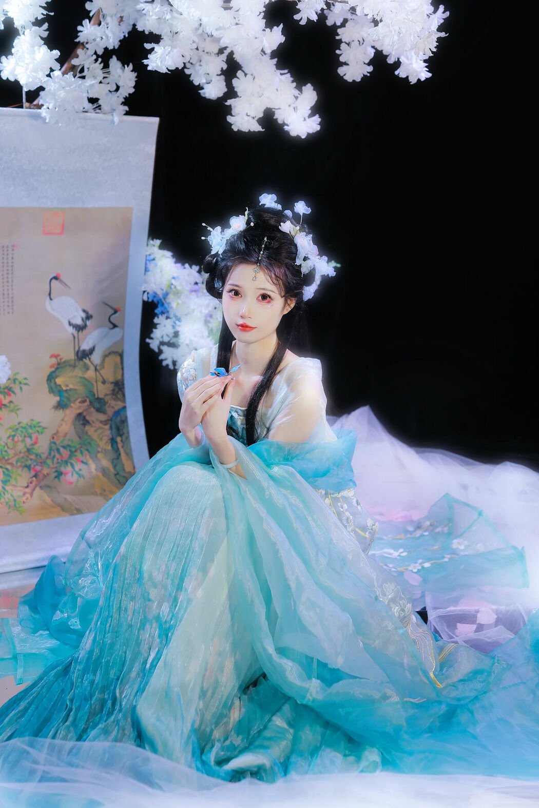 YiTuYu艺图语 Vol.9095 Yun Duo You Dian Tian (17P)