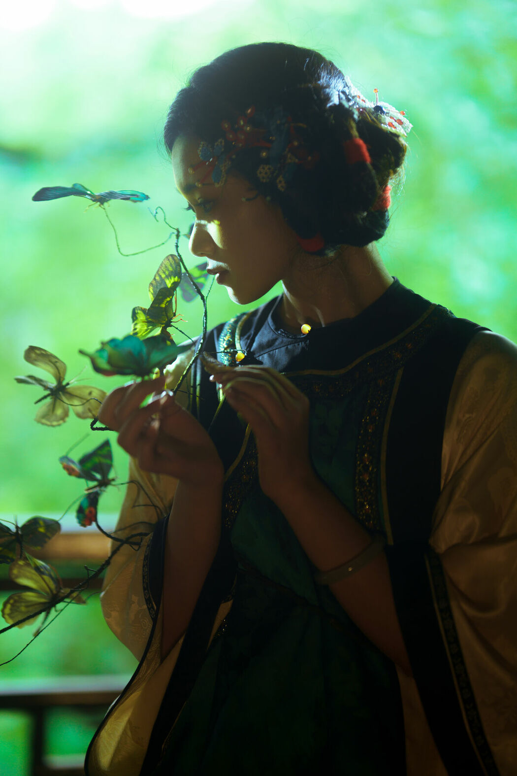 YiTuYu艺图语 Vol.9108 Yue Yue (27P)