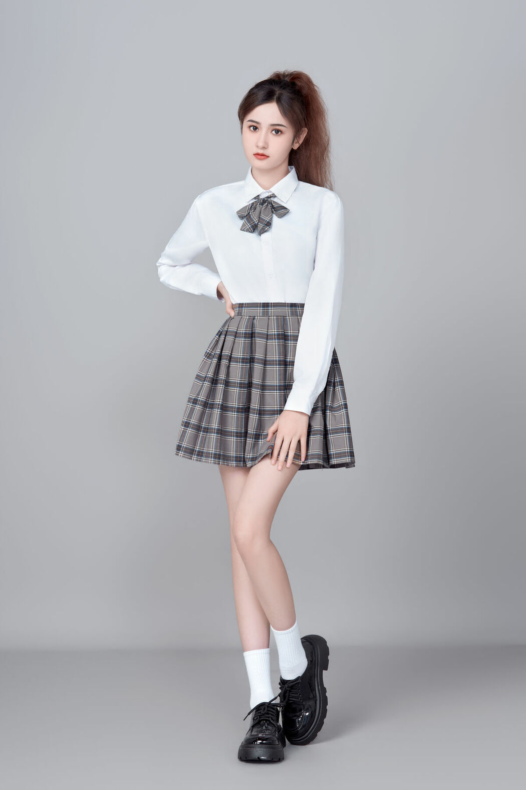 YiTuYu艺图语 Vol.9089 Kan Du Ke (15P)