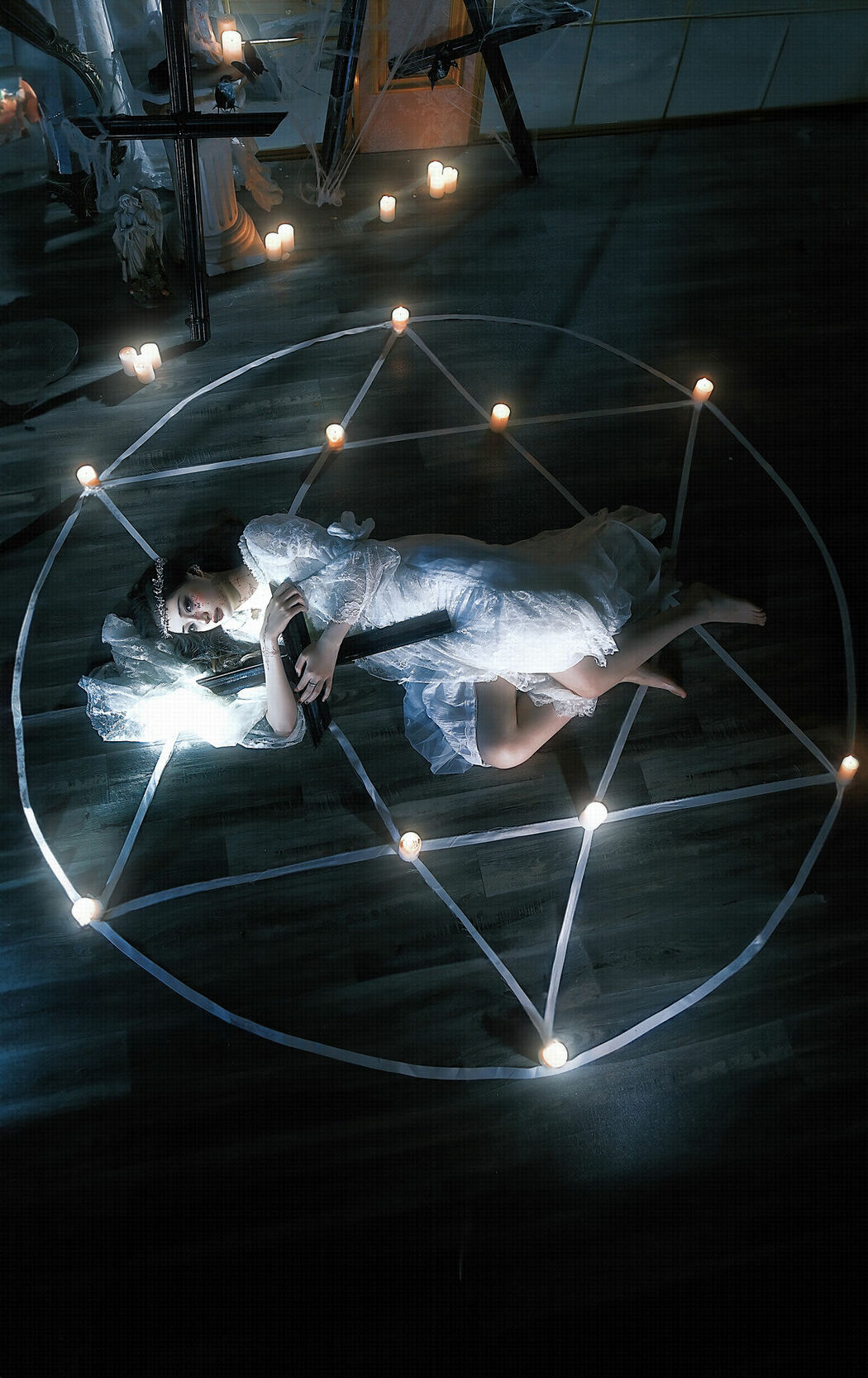 YiTuYu艺图语 Vol.9106 Xiao Dai Tong Xue (14P)