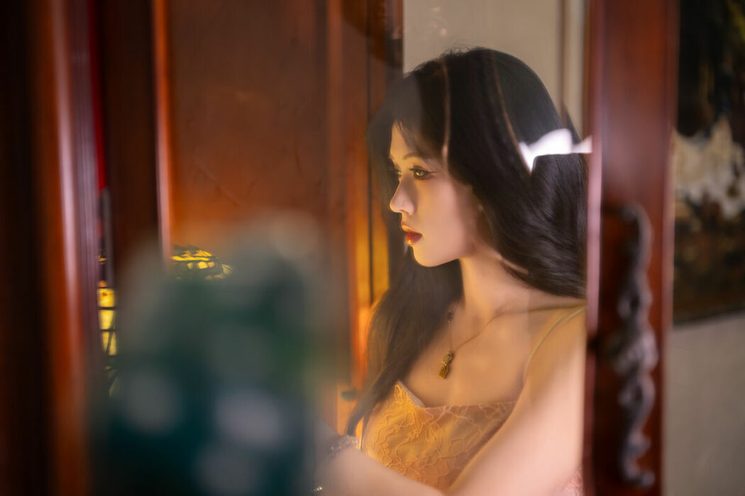 YiTuYu艺图语 Vol.9096 Xiao Wai (37P)