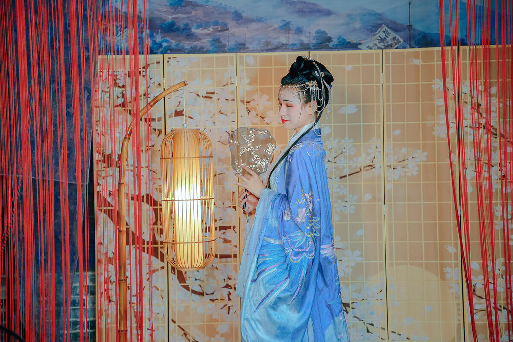 YiTuYu艺图语 Vol.9103 Shen Yan (62P)