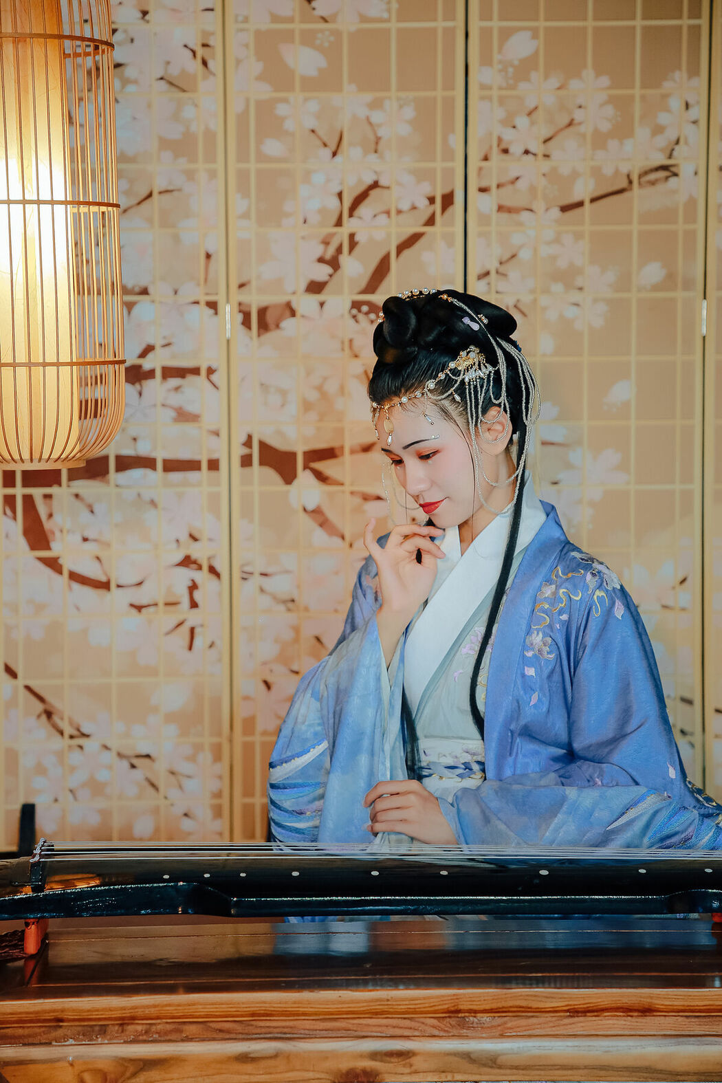 YiTuYu艺图语 Vol.9103 Shen Yan (62P)