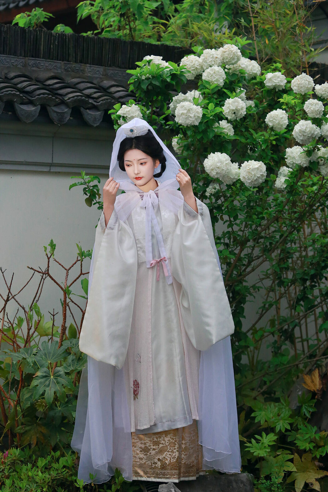 YiTuYu艺图语 Vol.9092 Nan Gua Zhou (16P)