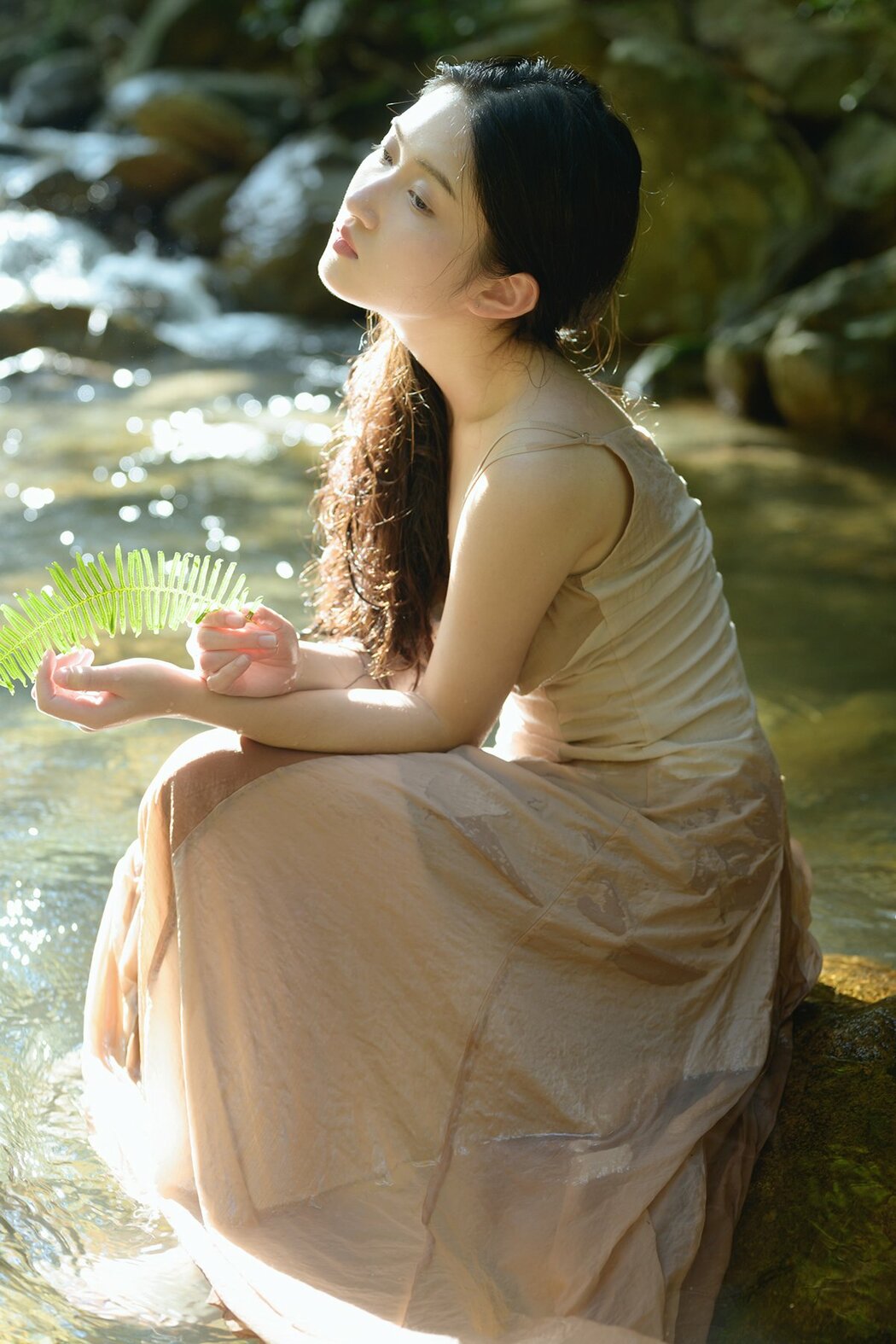 YiTuYu艺图语 Vol.9104 Ye Zhi Zhi Zhi (18P) Cover Photo