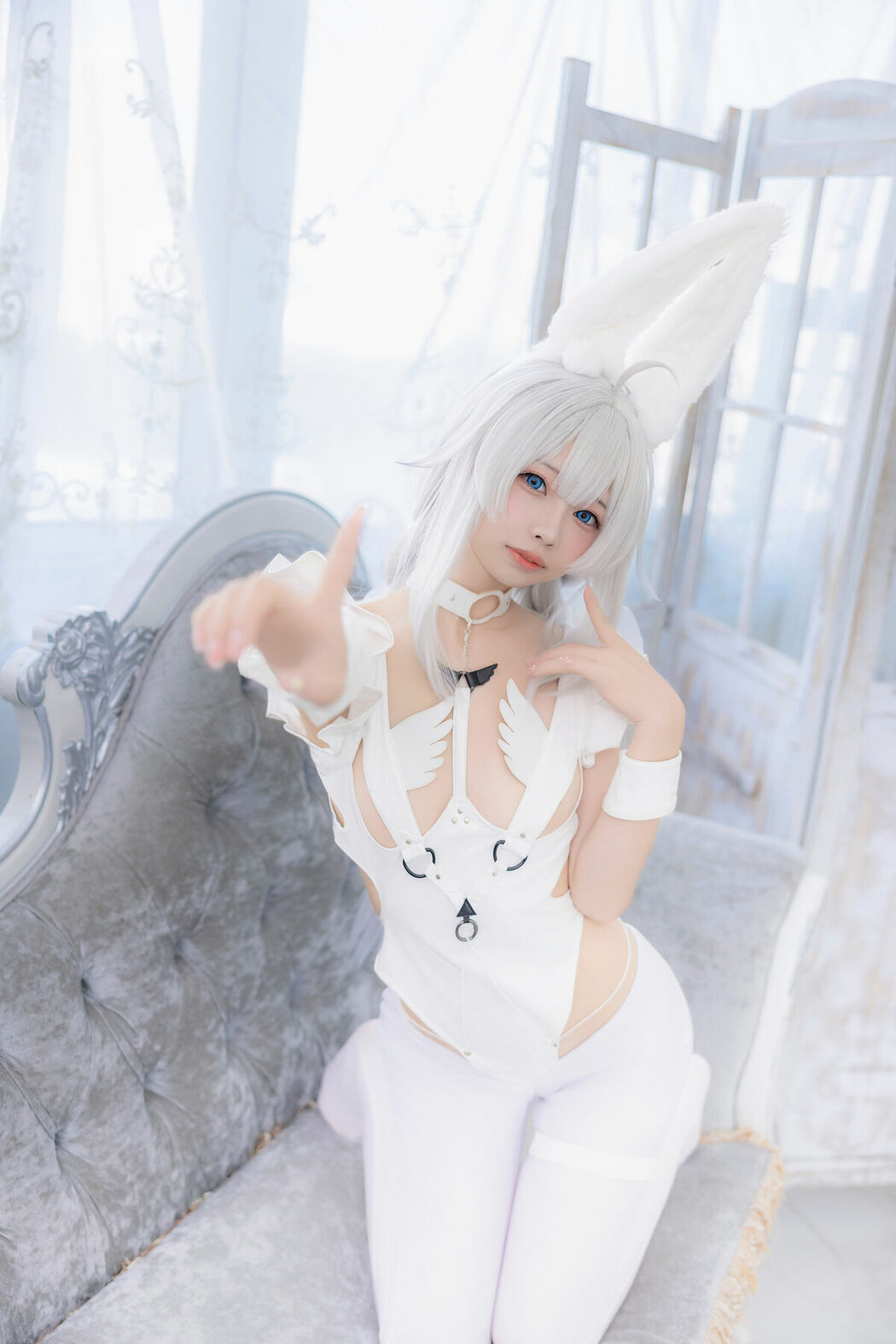 Coser@十万珍吱伏特 – 碧蓝航线 恶毒 Part02 (55P)