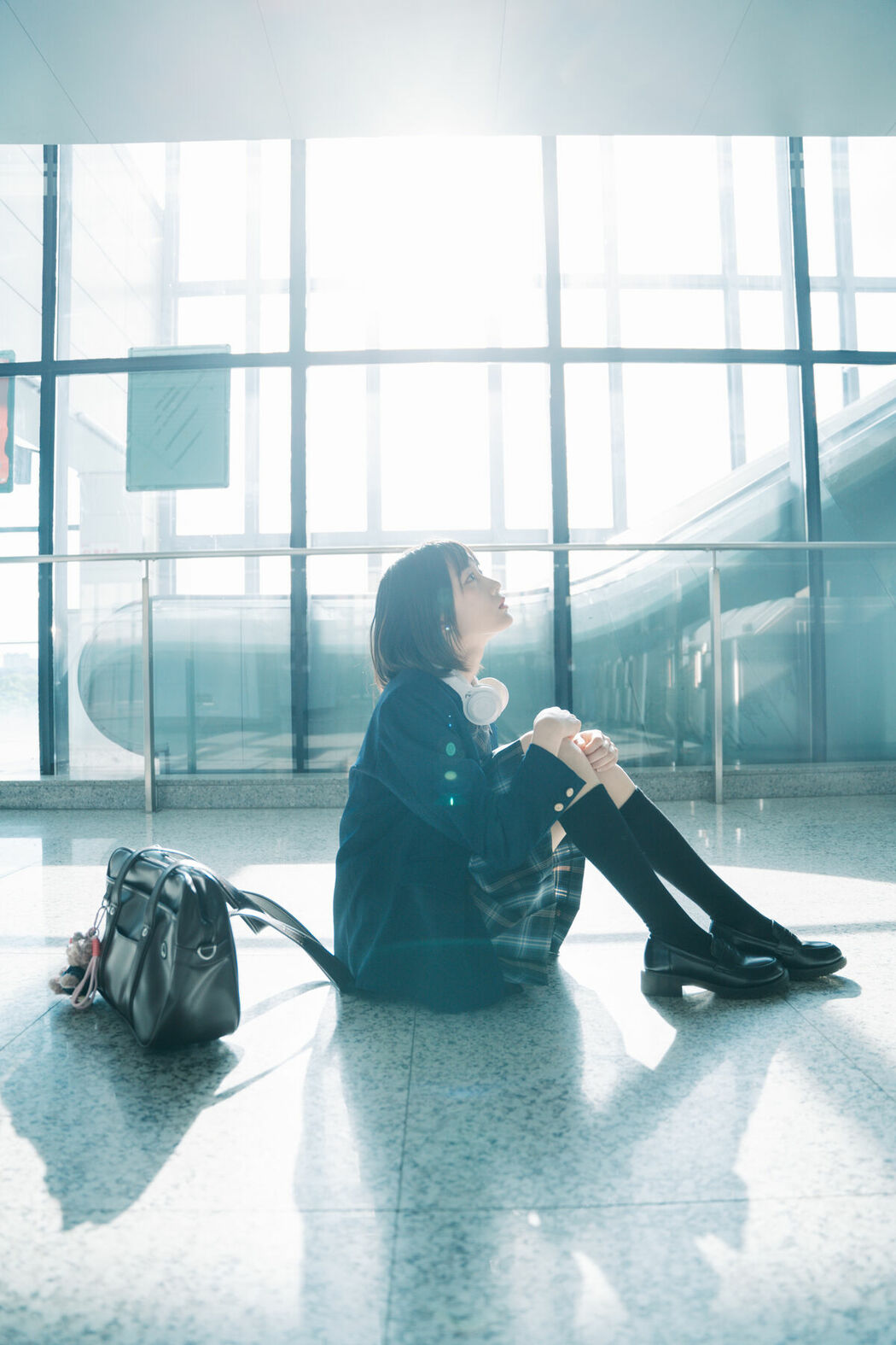 YiTuYu艺图语 Vol.9127 Qi Qi (24P)