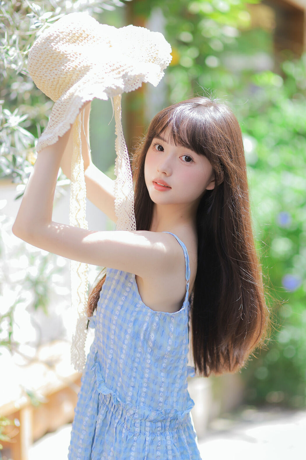 YiTuYu艺图语 Vol.9124 Bo Luo You Dian Tian (25P)