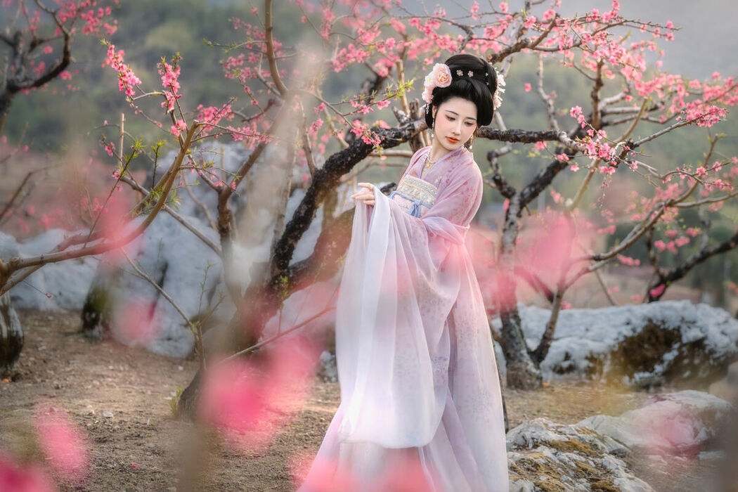 YiTuYu艺图语 Vol.9120 CC (33P)