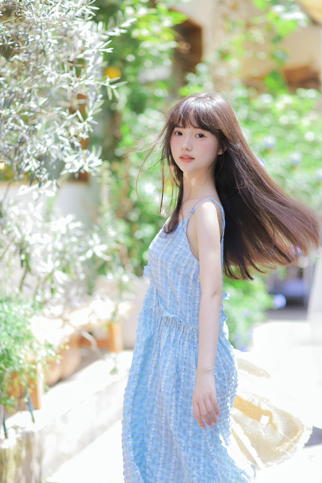 YiTuYu艺图语 Vol.9124 Bo Luo You Dian Tian (25P)