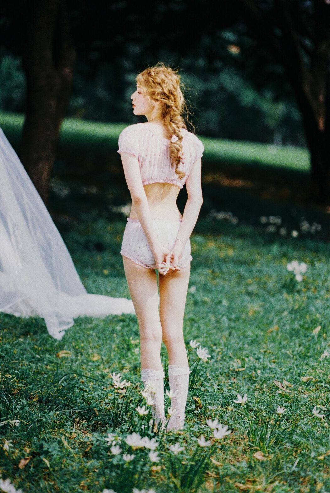 YiTuYu艺图语 Vol.9129 Yu Han (14P)