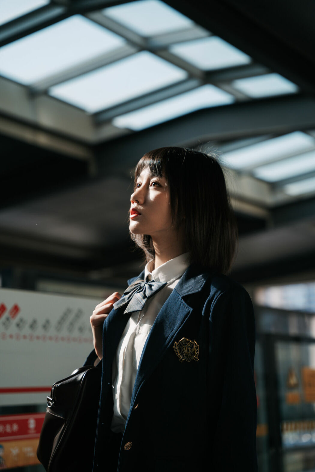 YiTuYu艺图语 Vol.9127 Qi Qi (24P)