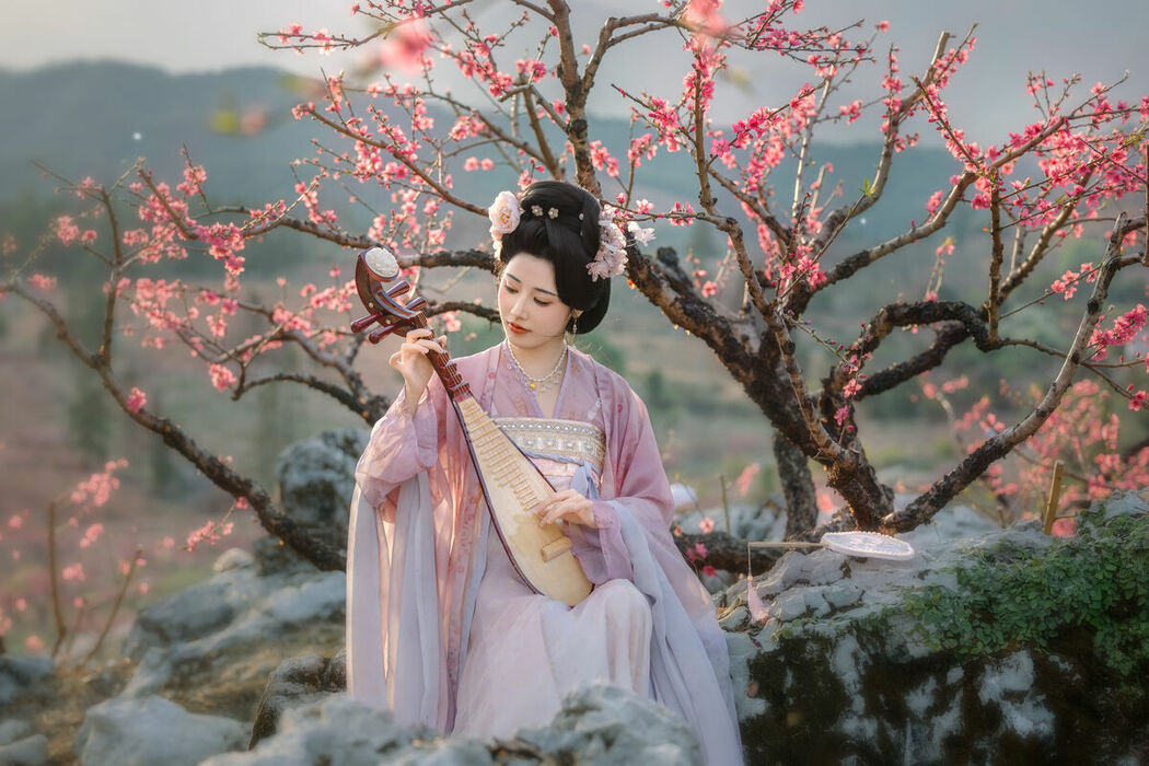 YiTuYu艺图语 Vol.9120 CC (33P)