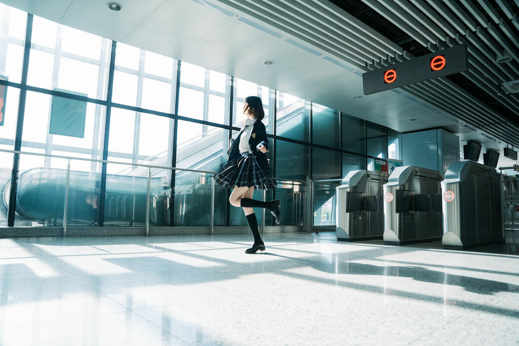 YiTuYu艺图语 Vol.9127 Qi Qi (24P)