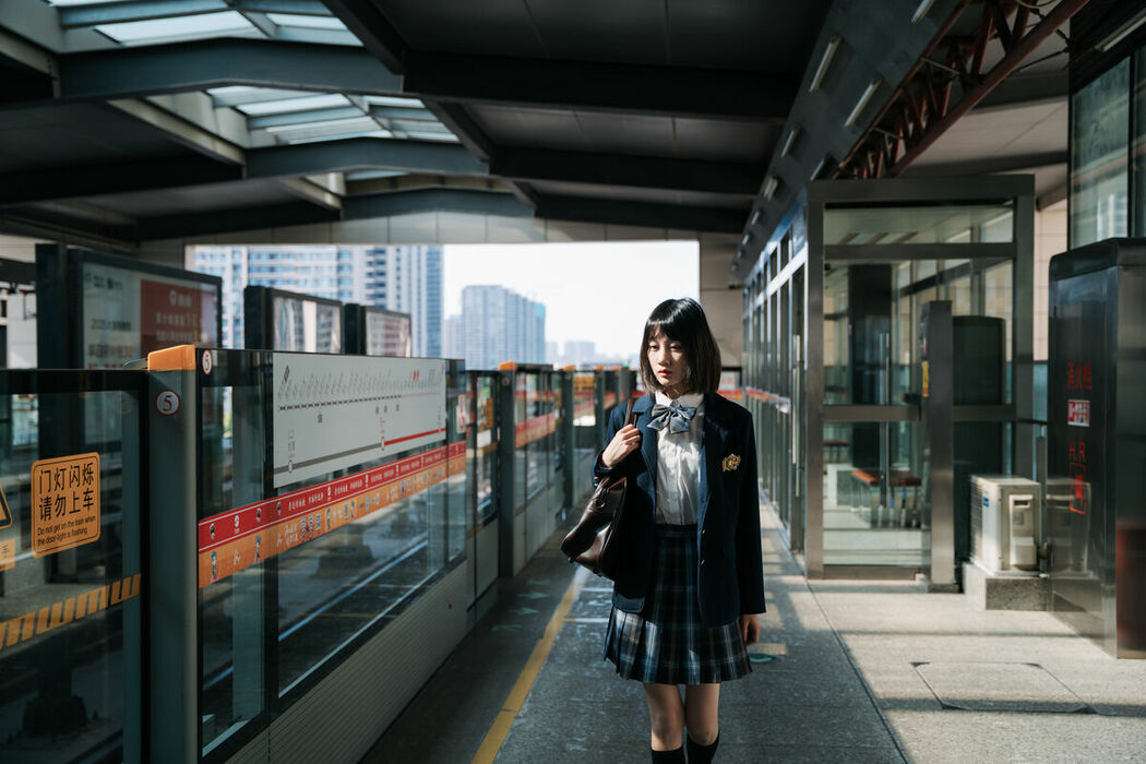 YiTuYu艺图语 Vol.9127 Qi Qi (24P)