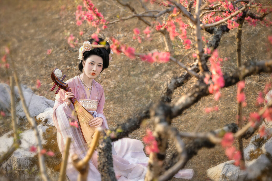 YiTuYu艺图语 Vol.9120 CC (33P)