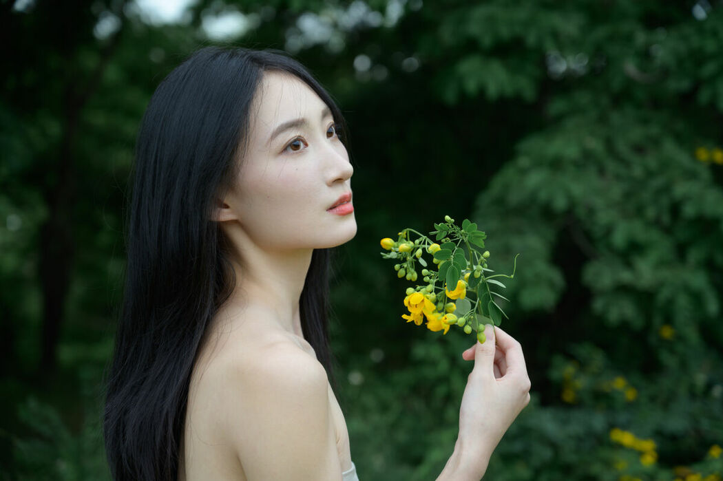 YiTuYu艺图语 Vol.9121 A Ji Yuan Zi (19P)