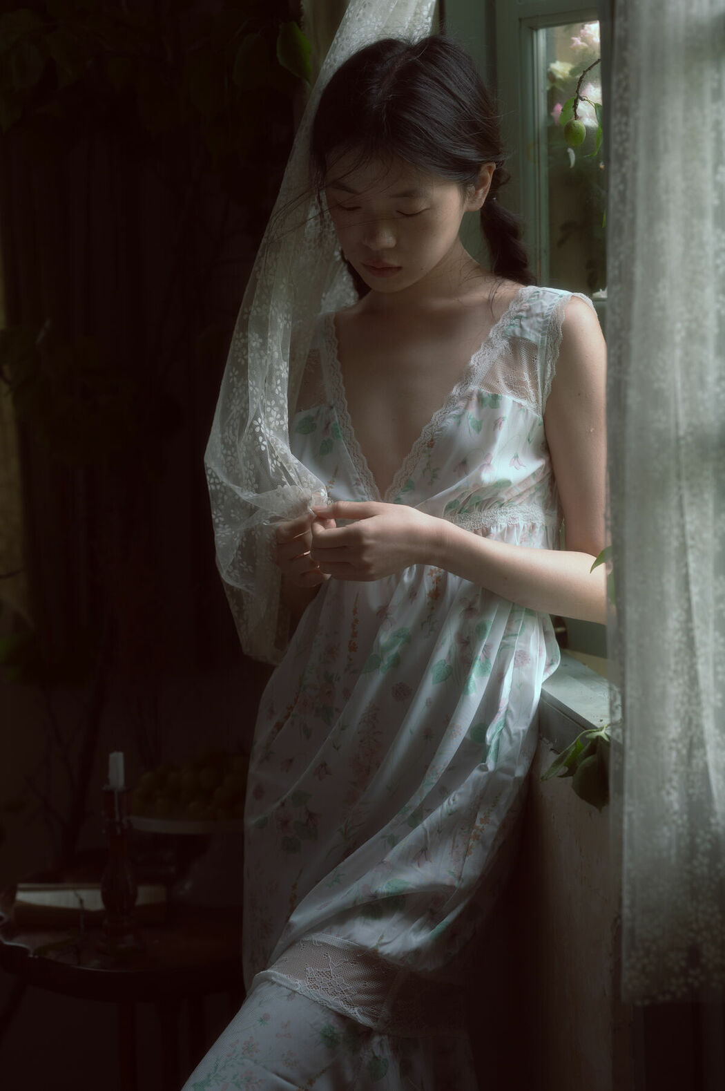 YiTuYu艺图语 Vol.9133 Cai Jing Fan (16P)