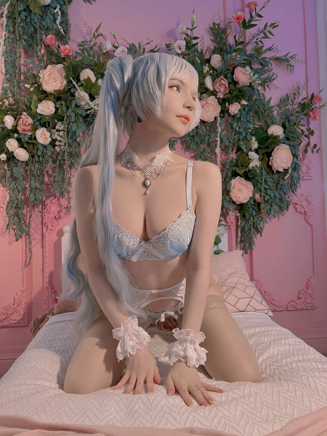 Coser@Michi Kyunn – Weiss in Flowers (61P)