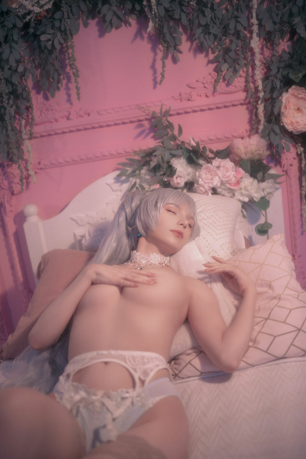 Coser@Michi Kyunn – Weiss in Flowers (61P)