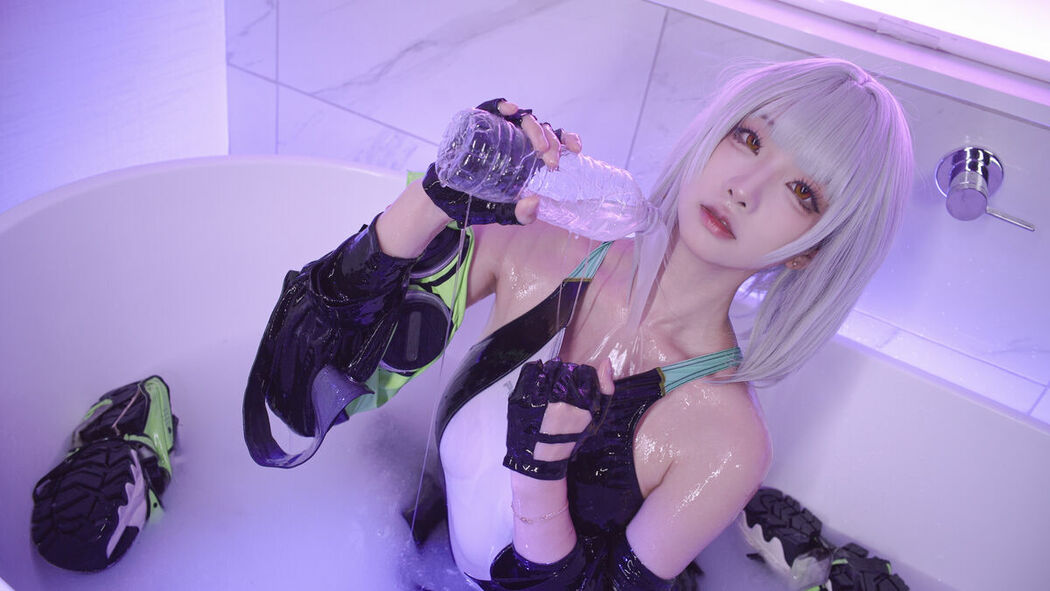 Coser@wendydydydy_酱油 – 绝区零 德玛拉竞泳 (20P – 3V)
