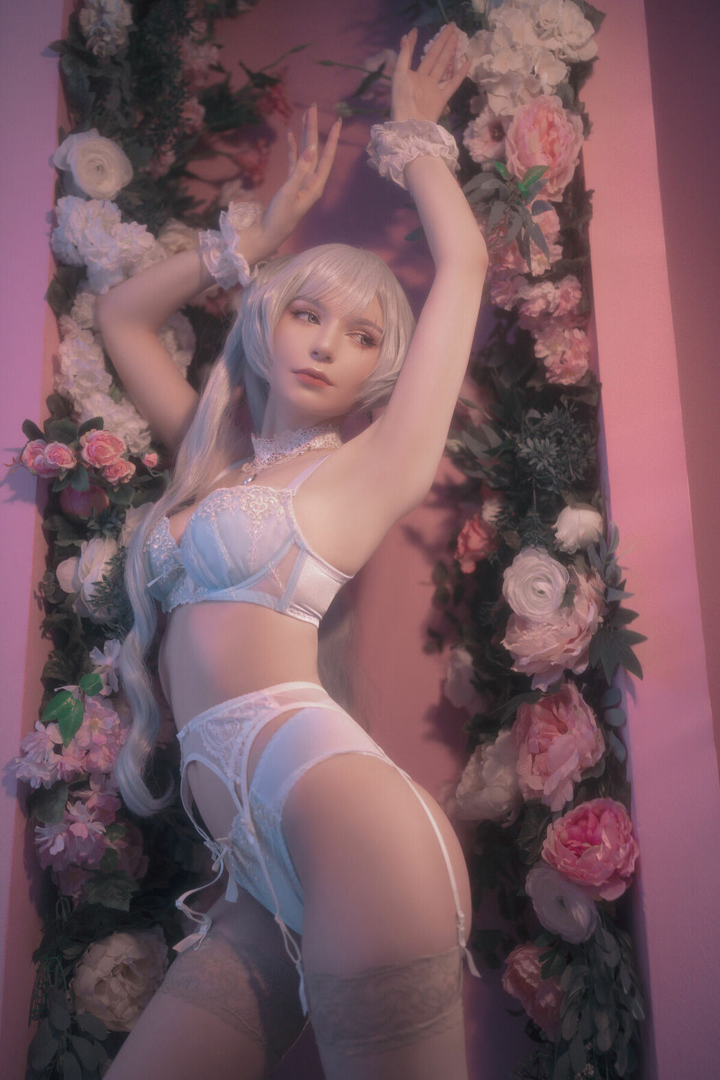 Coser@Michi Kyunn – Weiss in Flowers (61P)