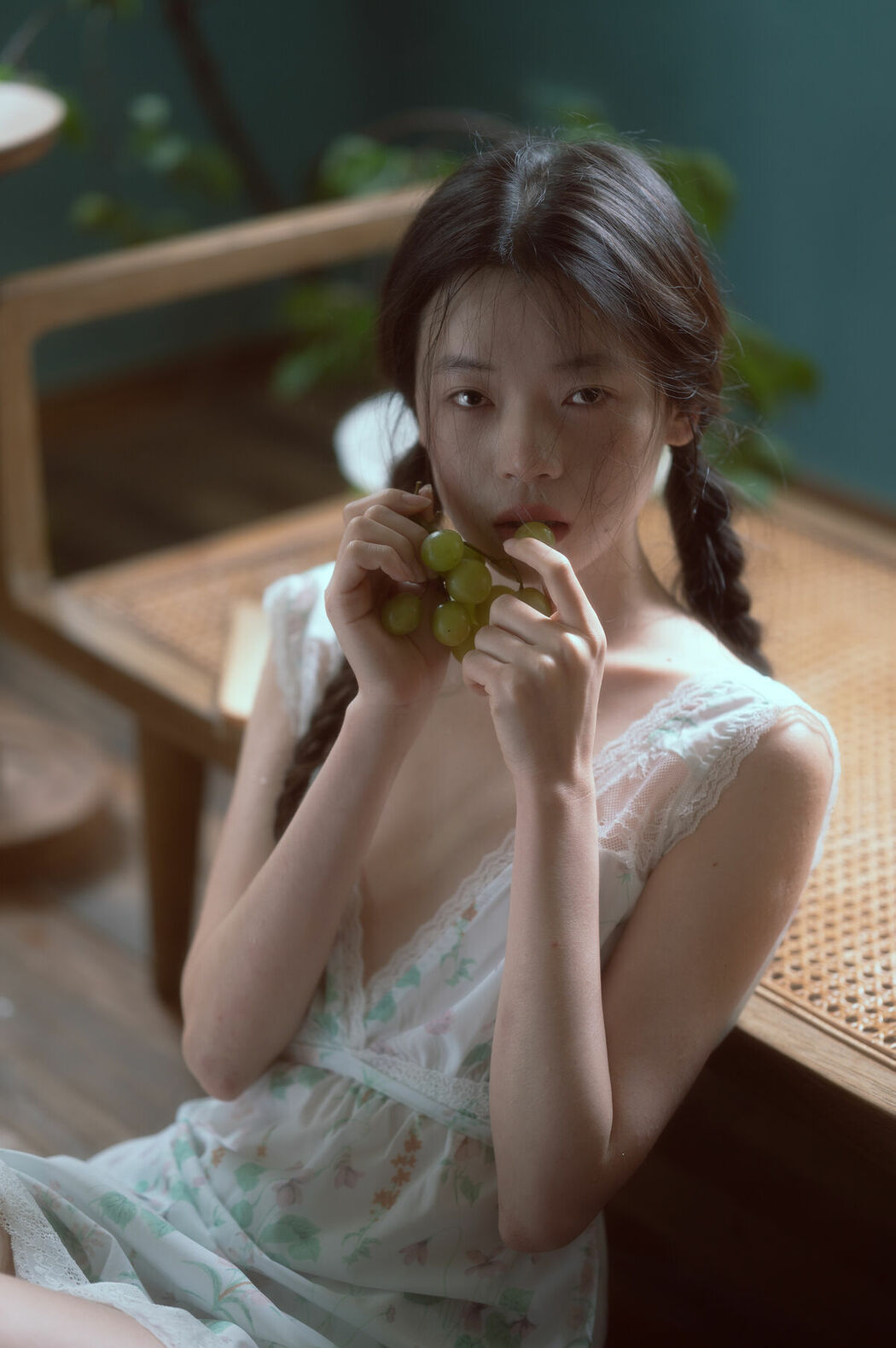 YiTuYu艺图语 Vol.9133 Cai Jing Fan (16P)