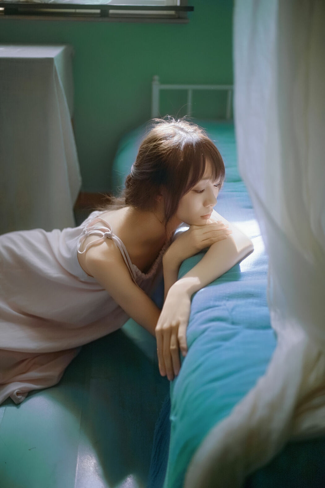 YiTuYu艺图语 Vol.9137 Kan Bu Qing Xiao Gui (42P)