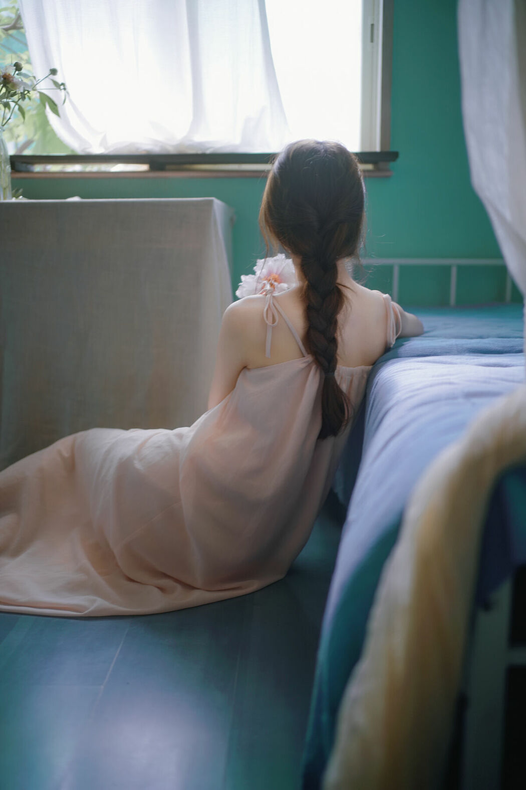 YiTuYu艺图语 Vol.9137 Kan Bu Qing Xiao Gui (42P)