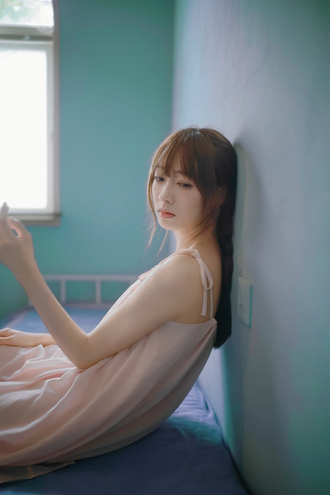 YiTuYu艺图语 Vol.9137 Kan Bu Qing Xiao Gui (42P)