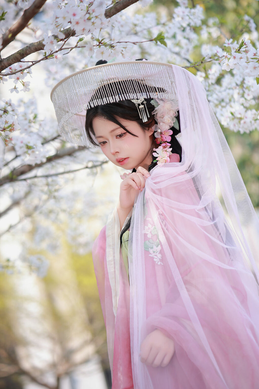 YiTuYu艺图语 Vol.9138 A Ji Yuan Zi (16P)