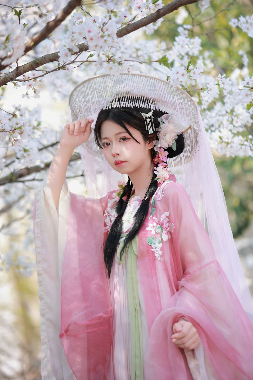 YiTuYu艺图语 Vol.9138 A Ji Yuan Zi (16P)