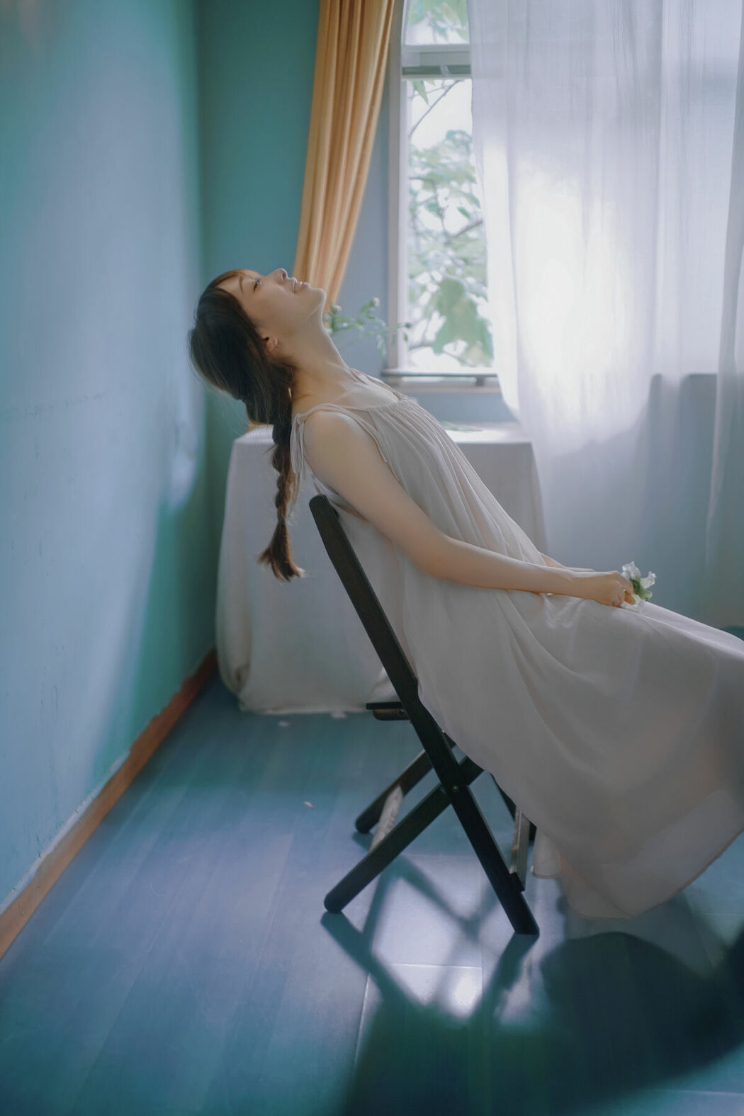 YiTuYu艺图语 Vol.9137 Kan Bu Qing Xiao Gui (42P)