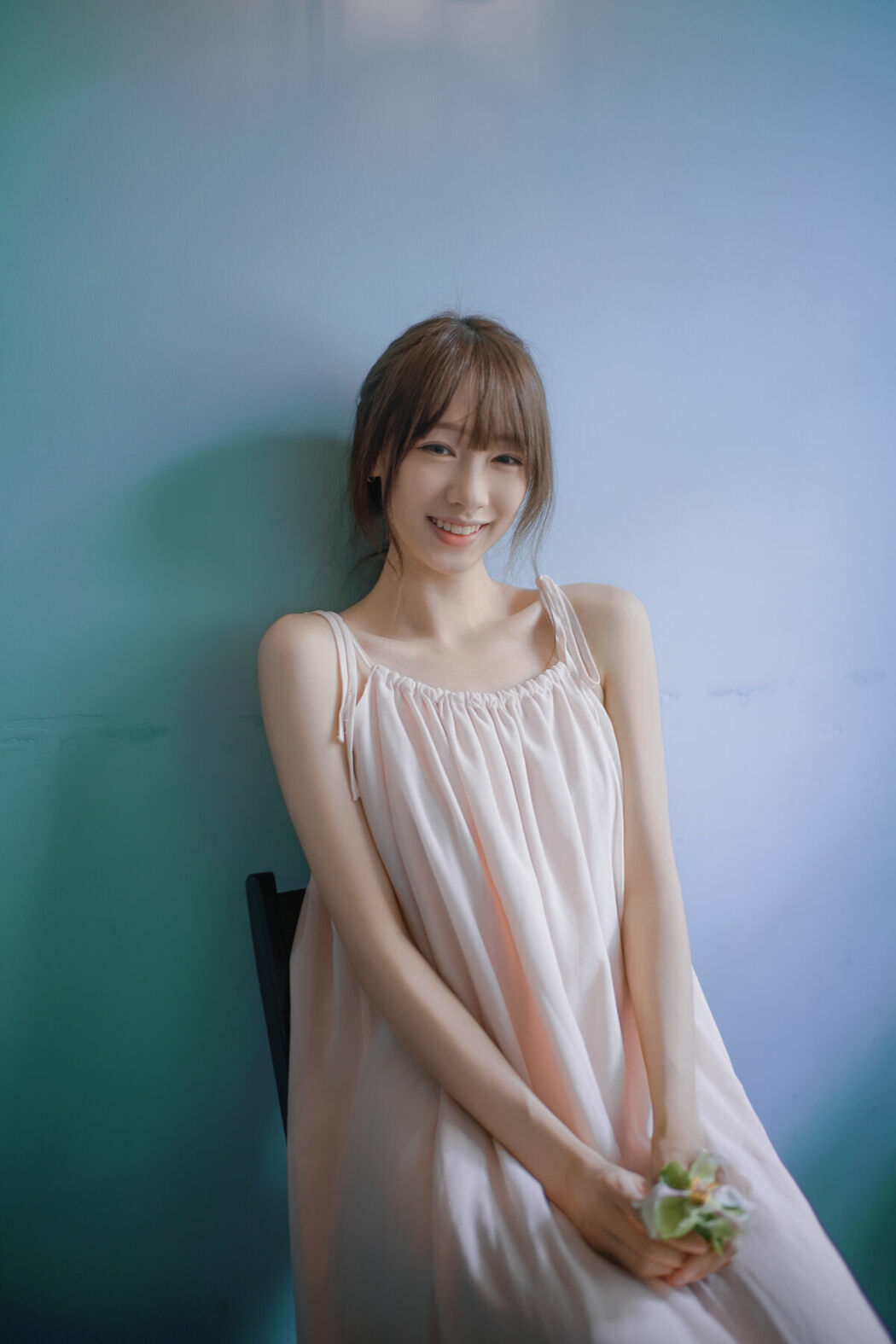 YiTuYu艺图语 Vol.9137 Kan Bu Qing Xiao Gui (42P)