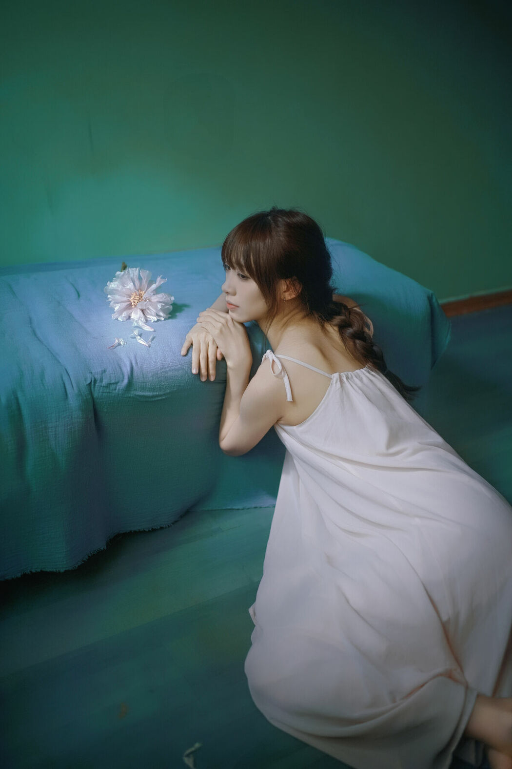 YiTuYu艺图语 Vol.9137 Kan Bu Qing Xiao Gui (42P)