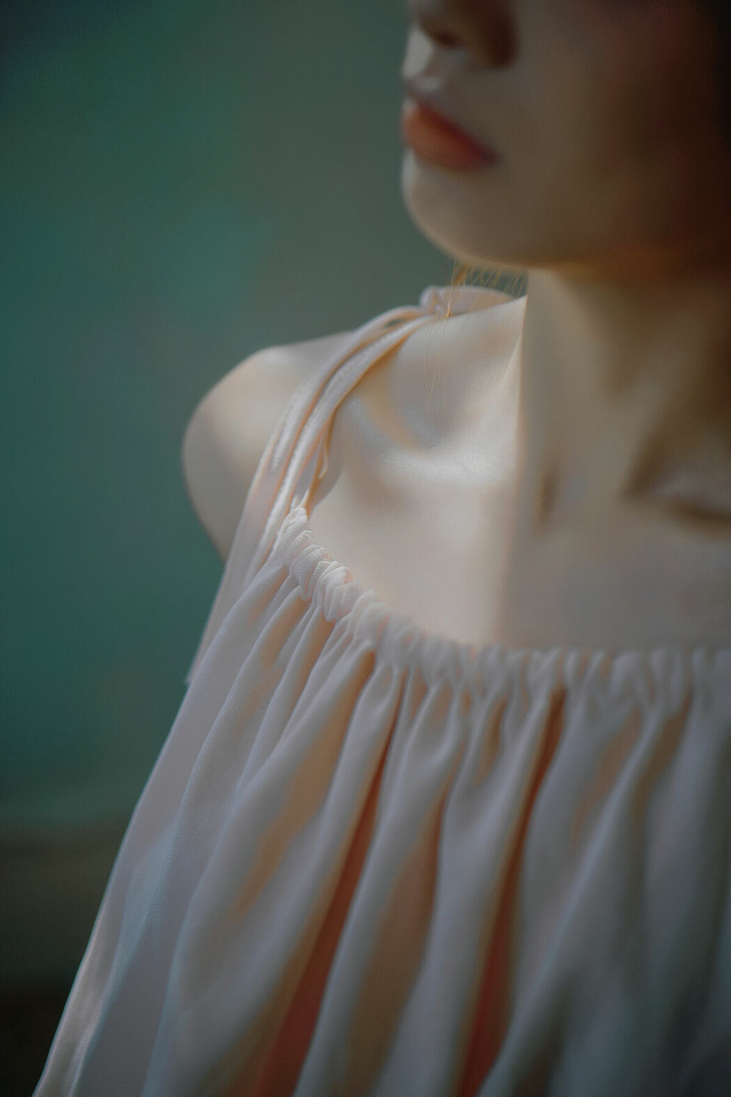 YiTuYu艺图语 Vol.9137 Kan Bu Qing Xiao Gui (42P)