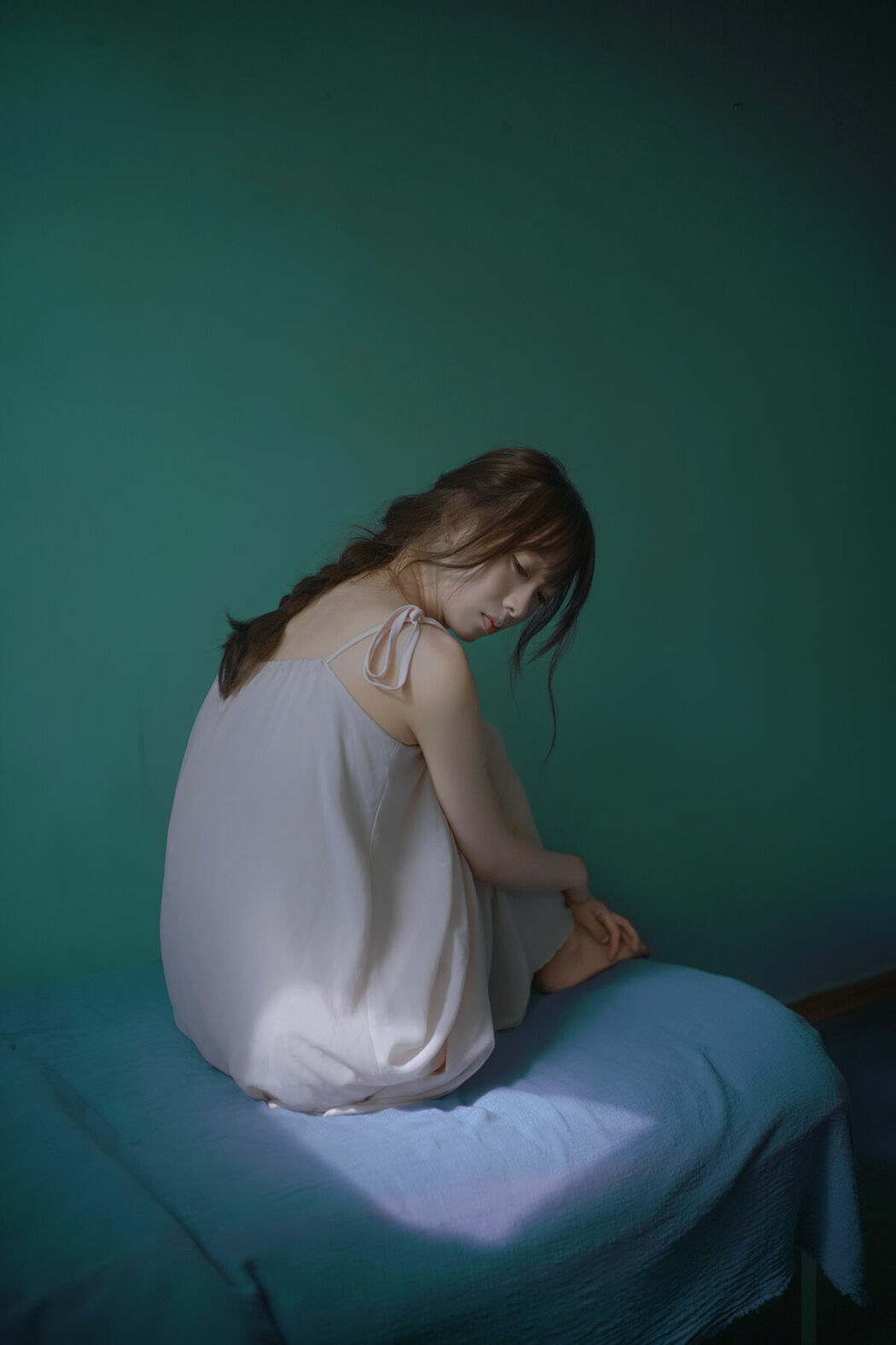 YiTuYu艺图语 Vol.9137 Kan Bu Qing Xiao Gui (42P)