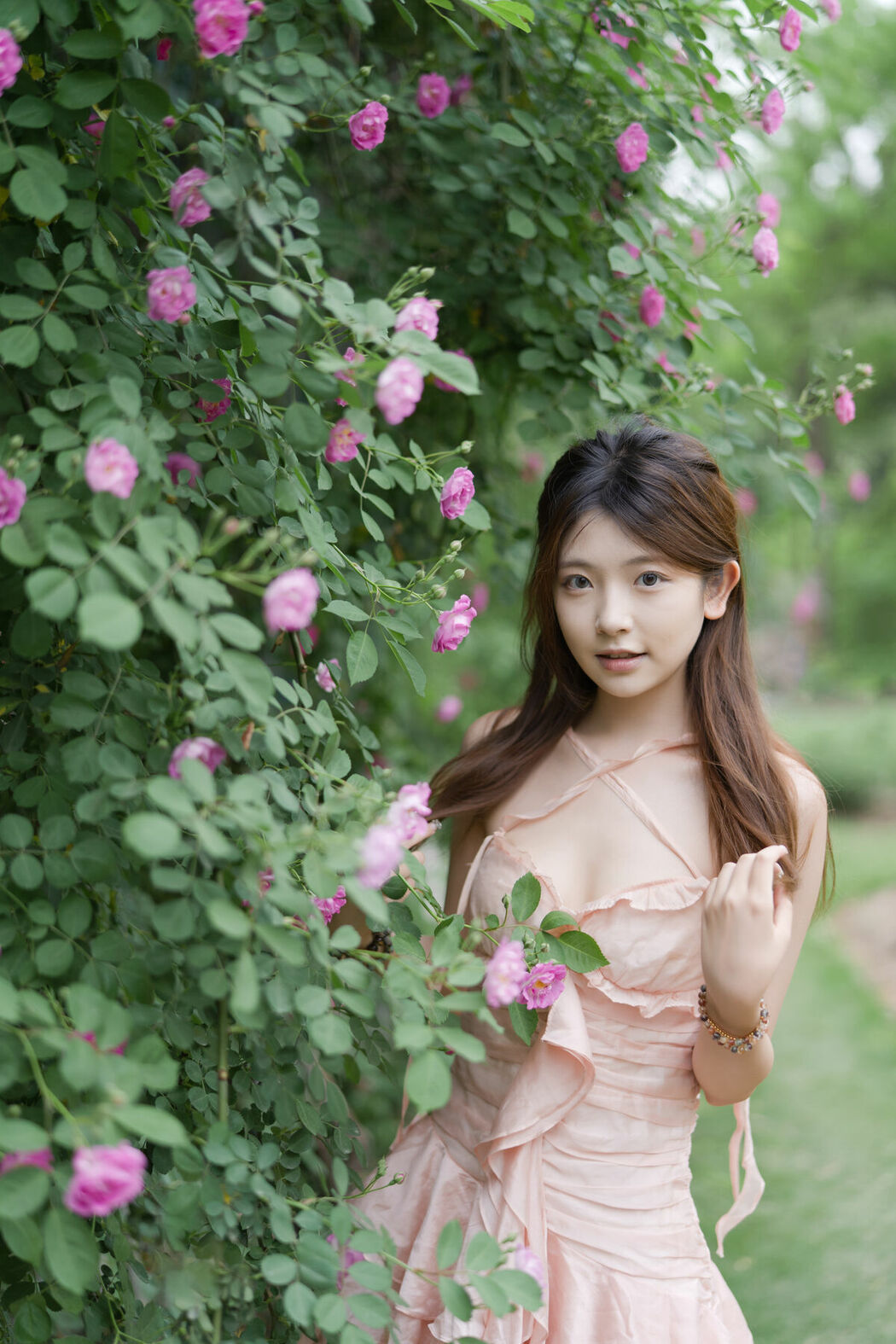 YiTuYu艺图语 Vol.9140 Gao Leng Xiao Bie Tu (29P)