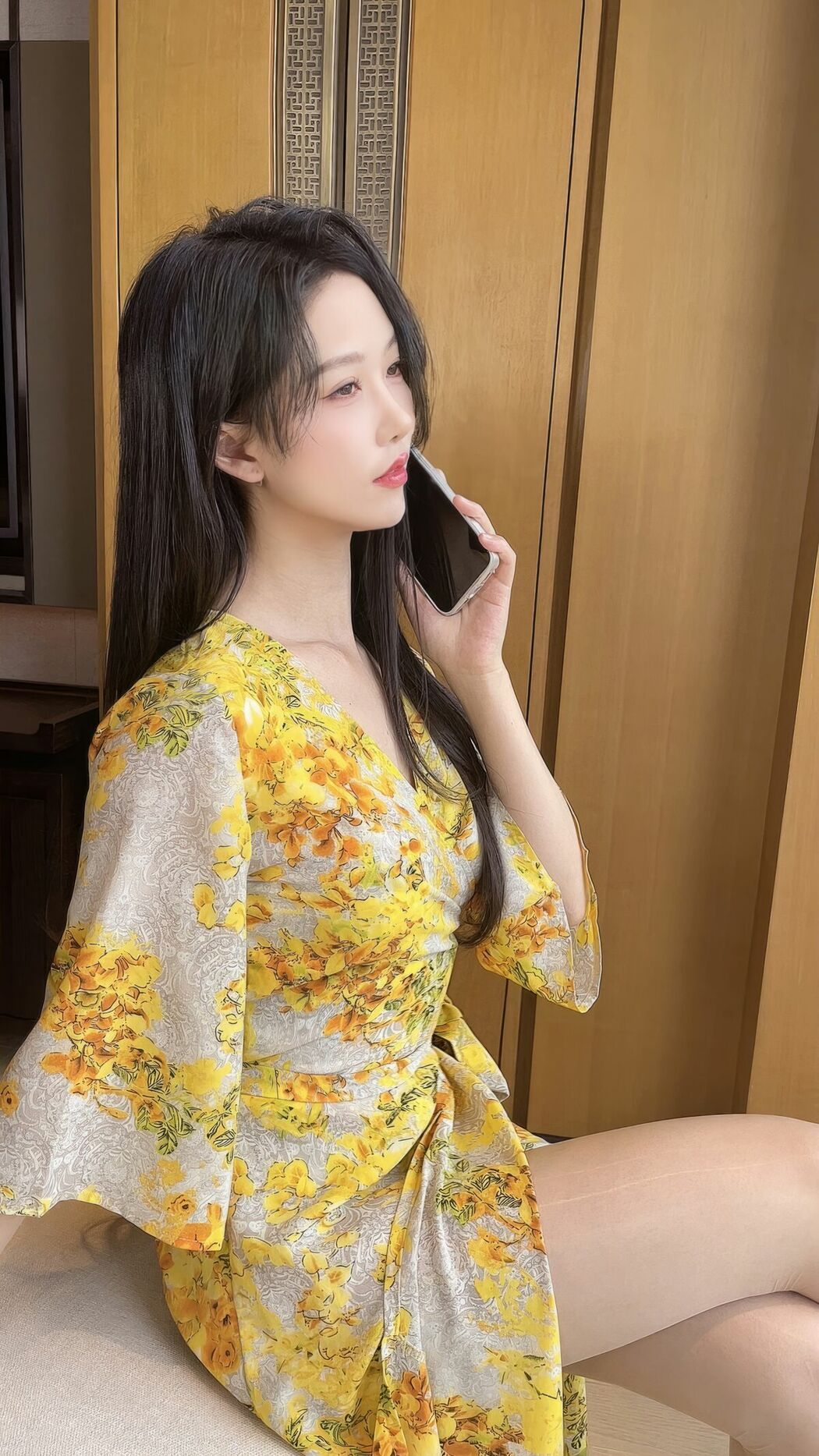 Coser@抖娘-利世 – 出轨人妻 Part03 (52P)