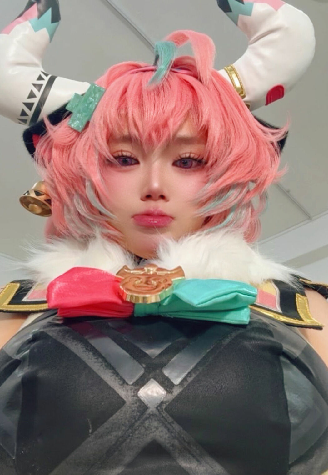 Coser@ZinieQ – Varesa (53P)