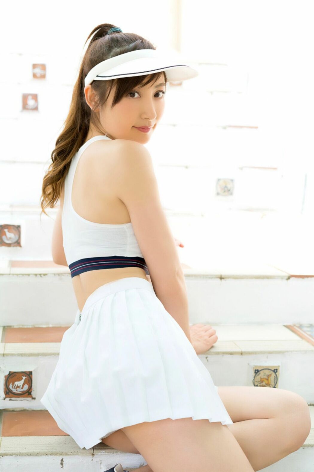 JP Yoko Kumada 熊田曜子 – デジタル写真集 降臨 GLD (75P)