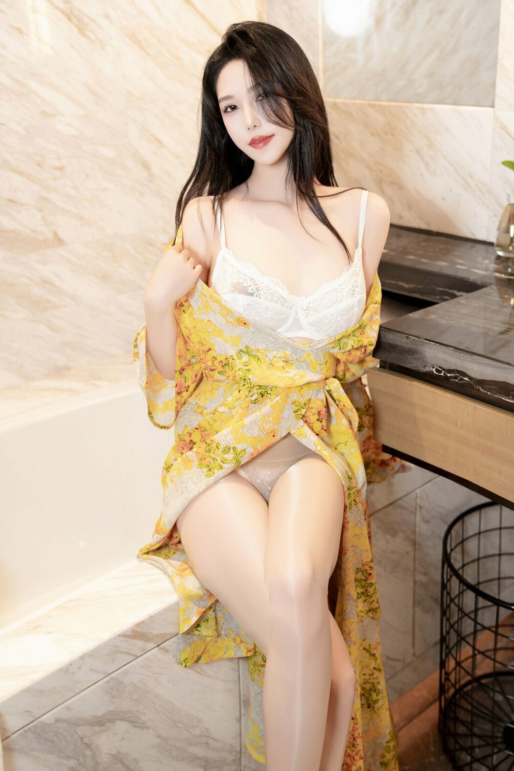 Coser@抖娘-利世 – 出轨人妻 Part02 (53P) Cover Photo