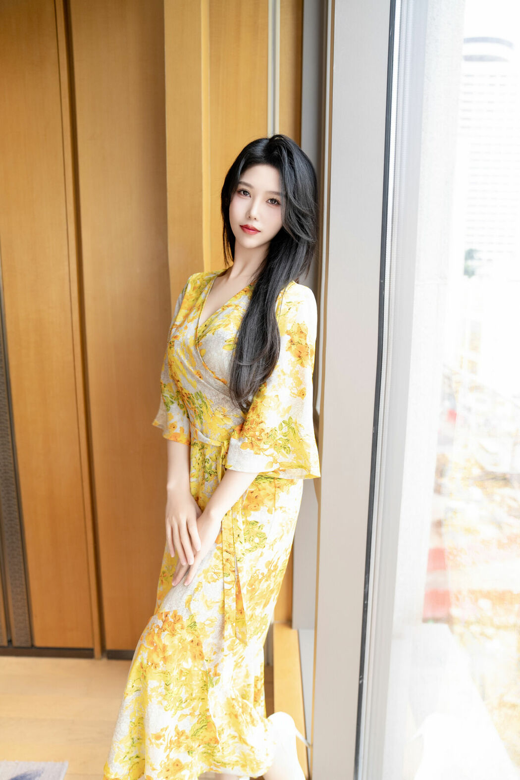 Coser@抖娘-利世 – 出轨人妻 Part01 (53P)