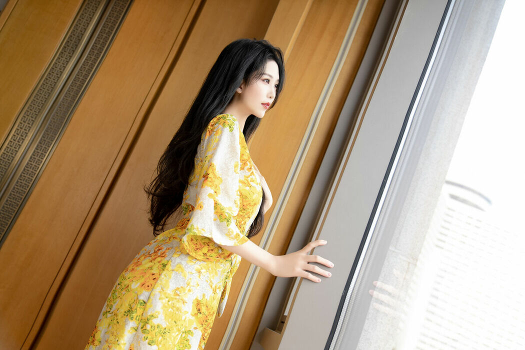 Coser@抖娘-利世 – 出轨人妻 Part01 (53P)